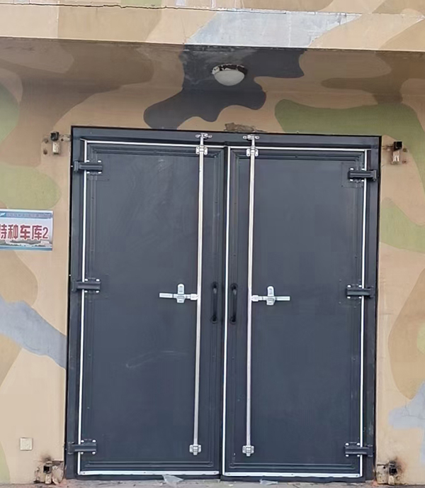 石泉工业平开门 石泉工业平开门