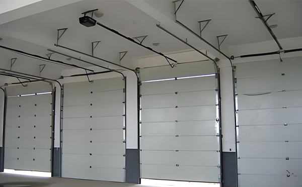 石泉工业门定制需求升温——百安科技11月聚焦智能化与安全性能升级